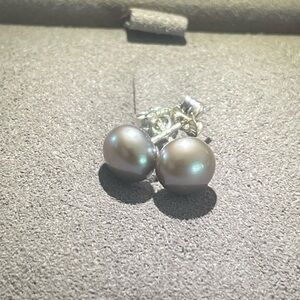 Elegant Silver Pearl Stud Earrings Sterling 8mm-10mm Freshwater Pearl Natural